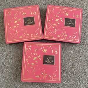 🩷🎁 GIFT BOX BUNDLE!🎁🩷 3 PINK& GOLD GODIVA TINS